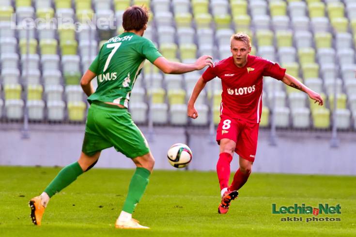 akb_9249_20151112_1618008281