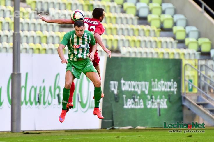 akb_9278_20151112_1915264677