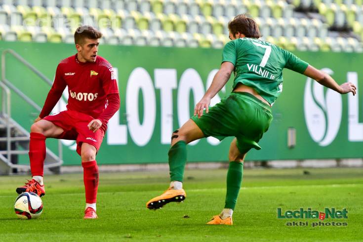 akb_9284_20151112_1216529312