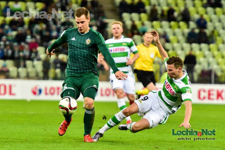 20151206_1755_050_20151206_1943423305