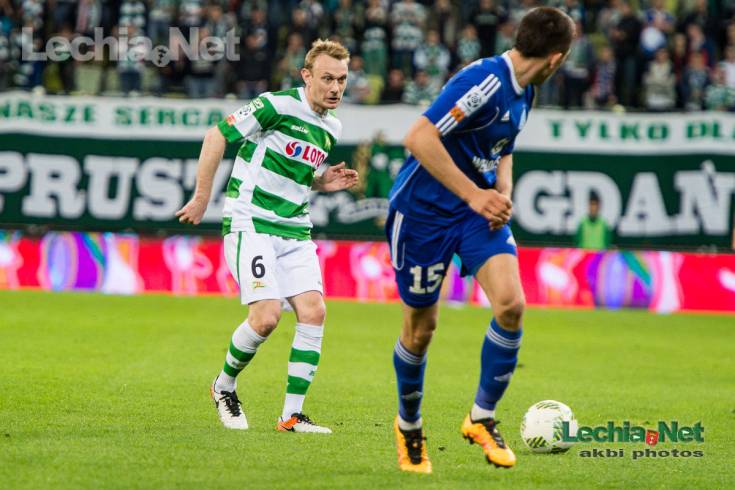 20160507_2100_035_20160508_1924842368