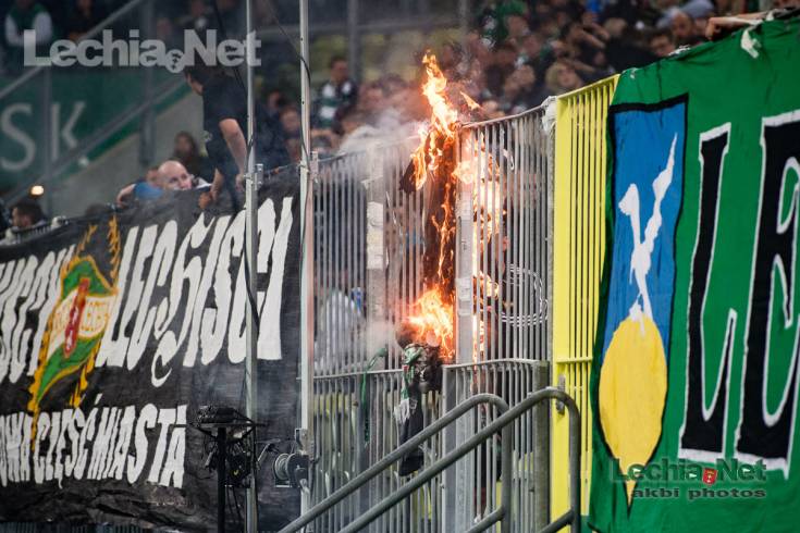 akb_7652_20160512_1799994628