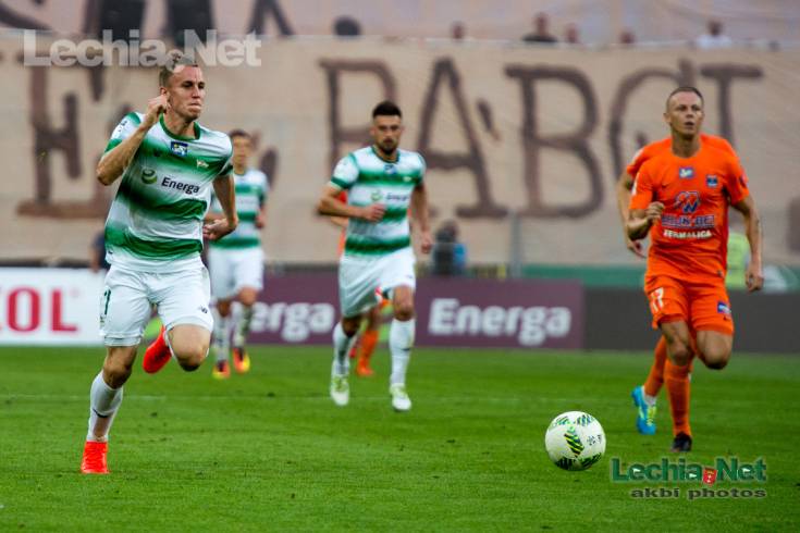 akb_8311_20160829_1002640291