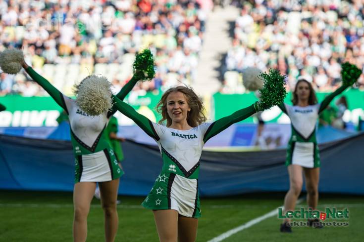 akb_9219_20160918_1750545726