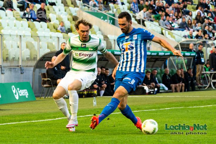 akb_9237_20160918_1277809910