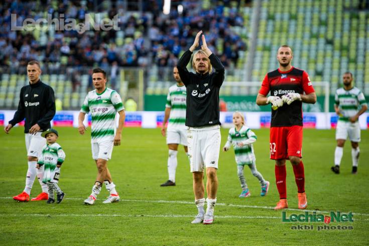 akb_9543_20160918_1498445818