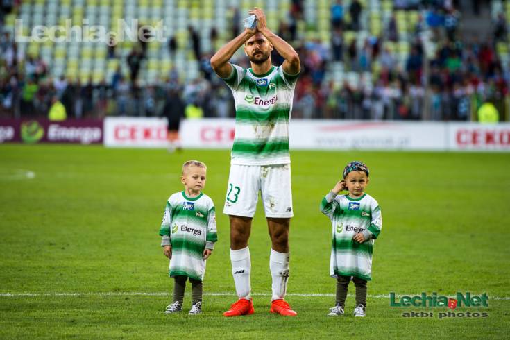 akb_9544_20160918_1509749962