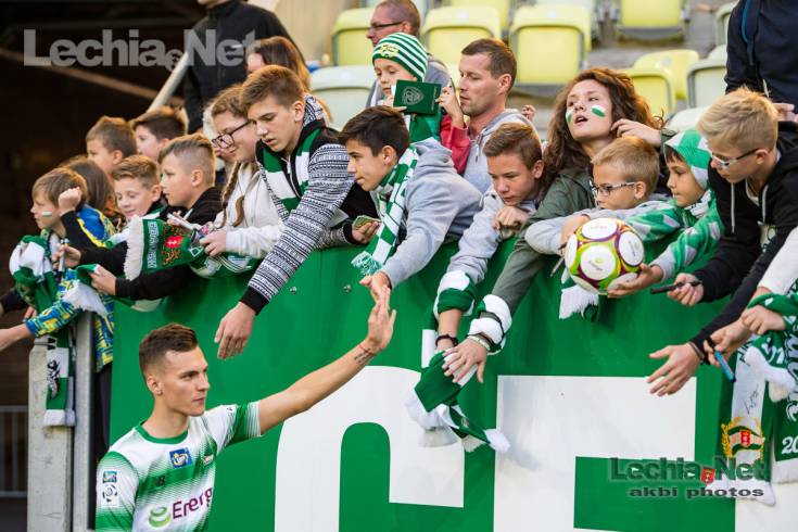 akb_9564_20160918_1433837652