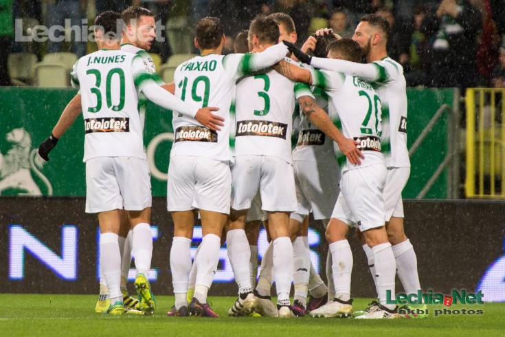 akb_2513_20161106_1095471780