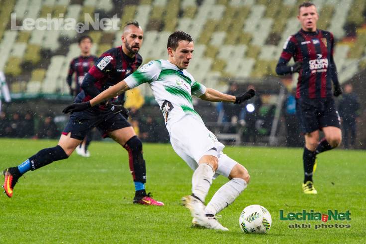 akb_2715_20161106_1444530861