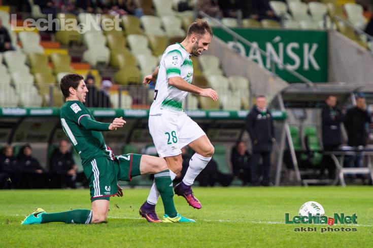 akb_3891_20161209_1782566017