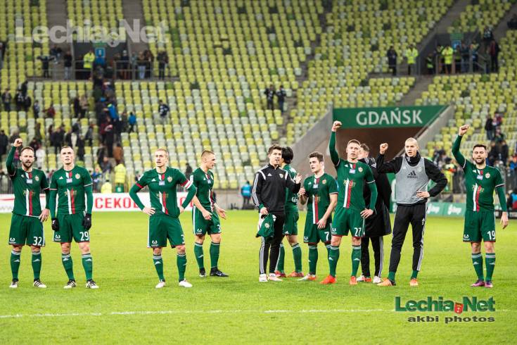 akb_4127_20161209_1780483930