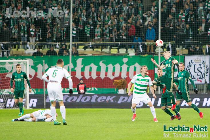 lechia_-_lsk_-22_20171203_1367533841_20171225_1305343156