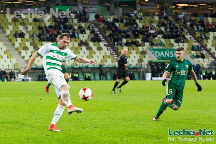 lechia_-_lsk_-51_20171203_1581791026_20171225_1850409557