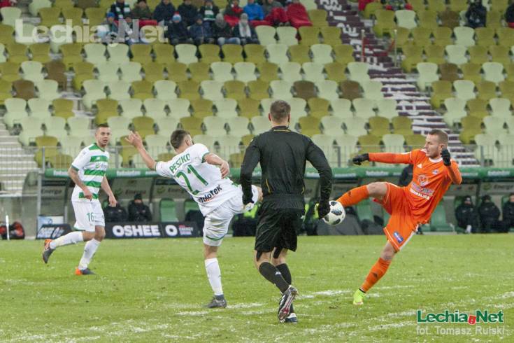 2018-02-27_lechia_-_bbt_nieciecza_25_kol-2805_20180227_1862214816