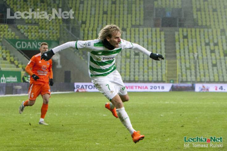 2018-02-27_lechia_-_bbt_nieciecza_25_kol-2905_20180227_1151912113