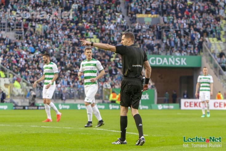 2018-04-07_lechia_-arka_30_kol-4238_20180408_1733603485