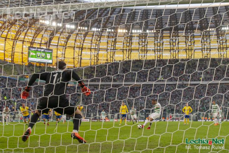 2018-04-07_lechia_-arka_30_kol-4399_20180408_1557529466