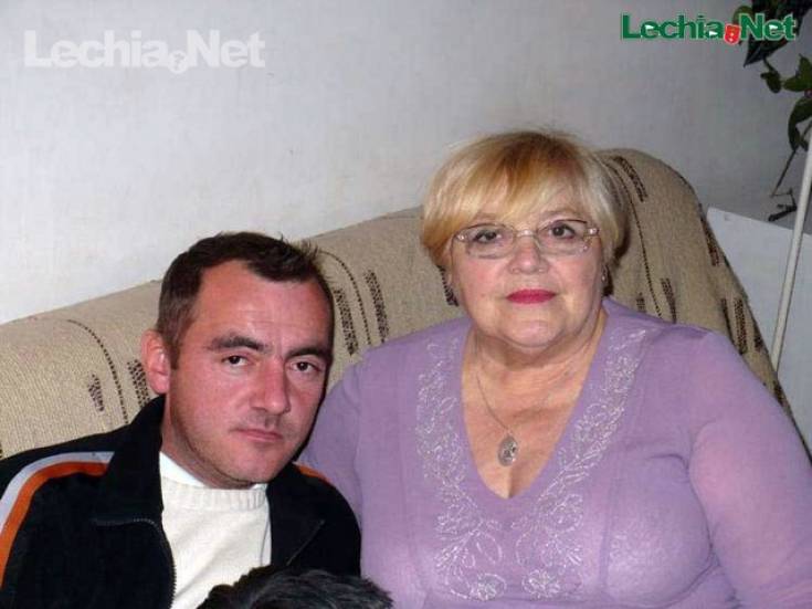 rrozow_02_20130201_2061505821