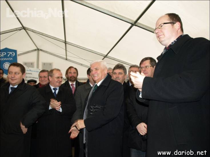 db15_20140629_1221039347