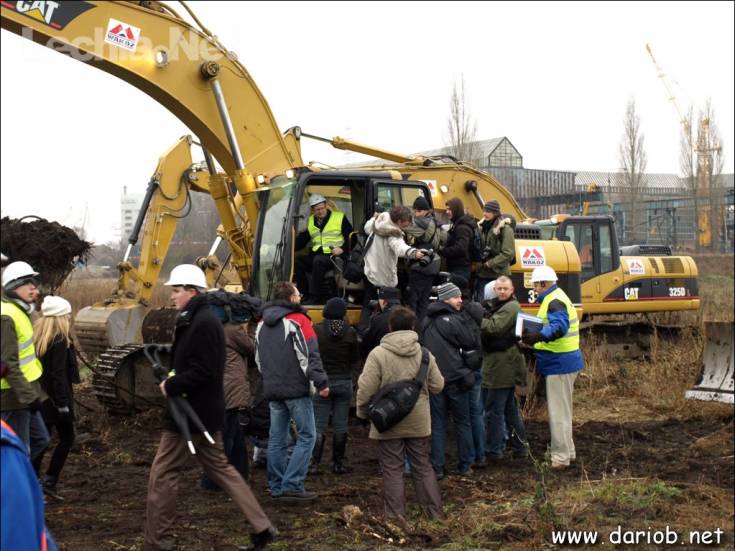 db15_20140629_1689953275