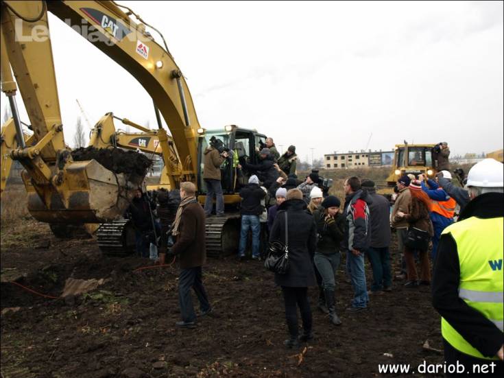 db15_20140629_1961506636