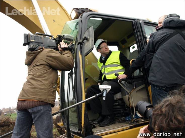 db15_20140629_2053331417