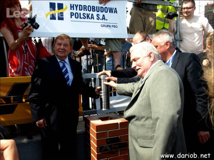 db15_20140629_2033971776